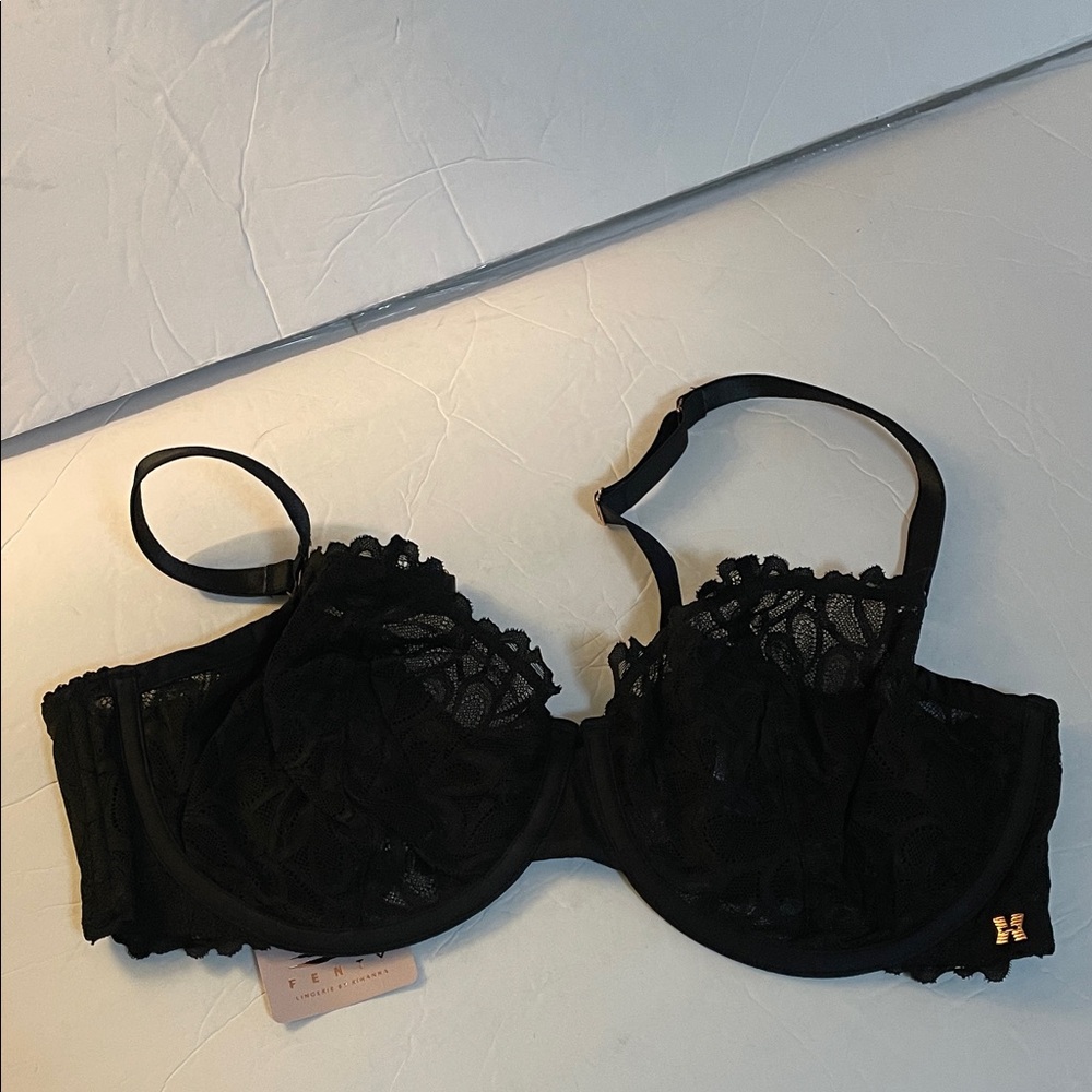 Savage Fenty black  Lace Underwire Bra size 38DDD